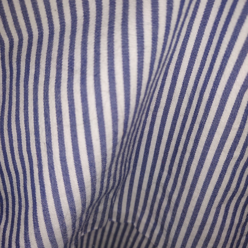 Shirt - Picture 2 of 3
